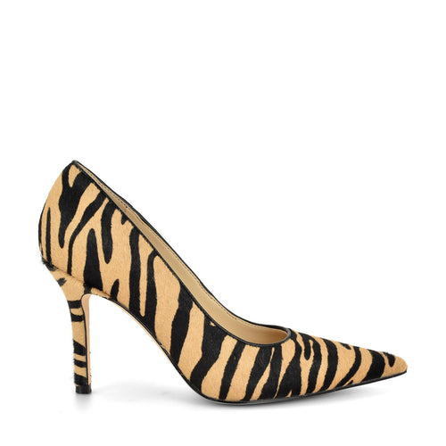 Gemmha Pointy Toe Pumps